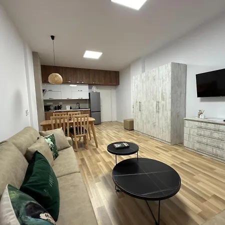 Plazh Perla Del Mare 300m To Апартаменты Дуррес